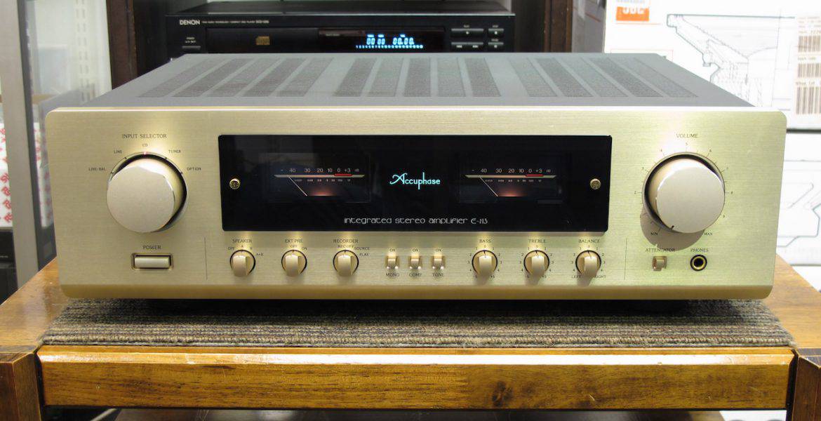 Accuphase E-213